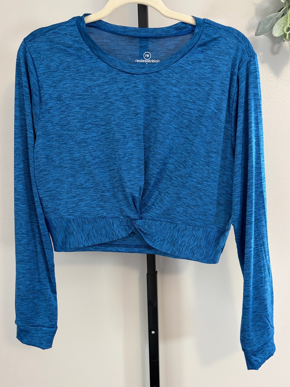 NIB Amazon Essentials Set of 4 Twist-Front Long-Sleeve Crop Top